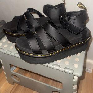Womens Dr. Martens Blaire Platform Sandal - Black size 9